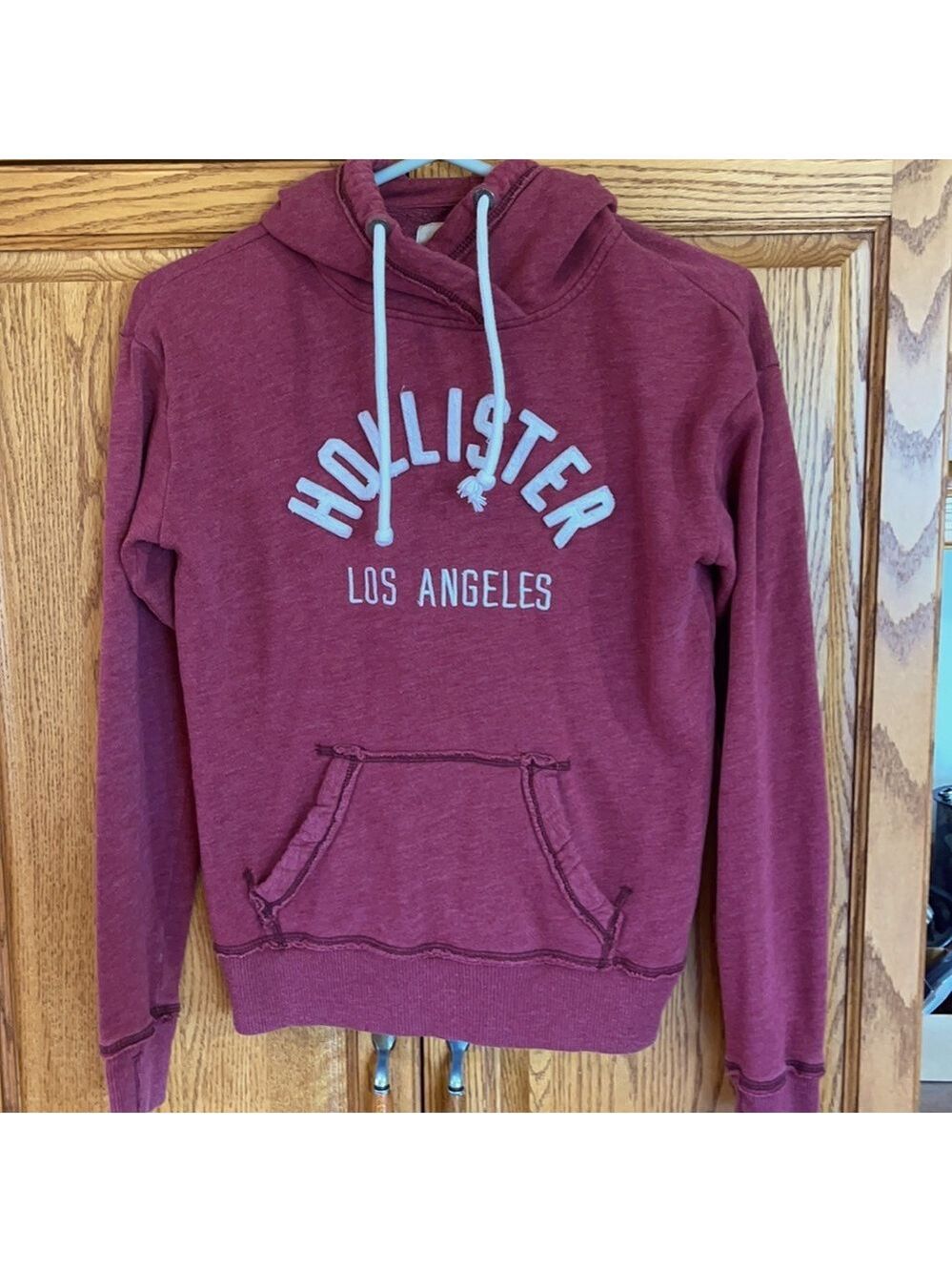 Hollister hoodie size XS🥰